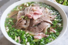 Phở tái chín